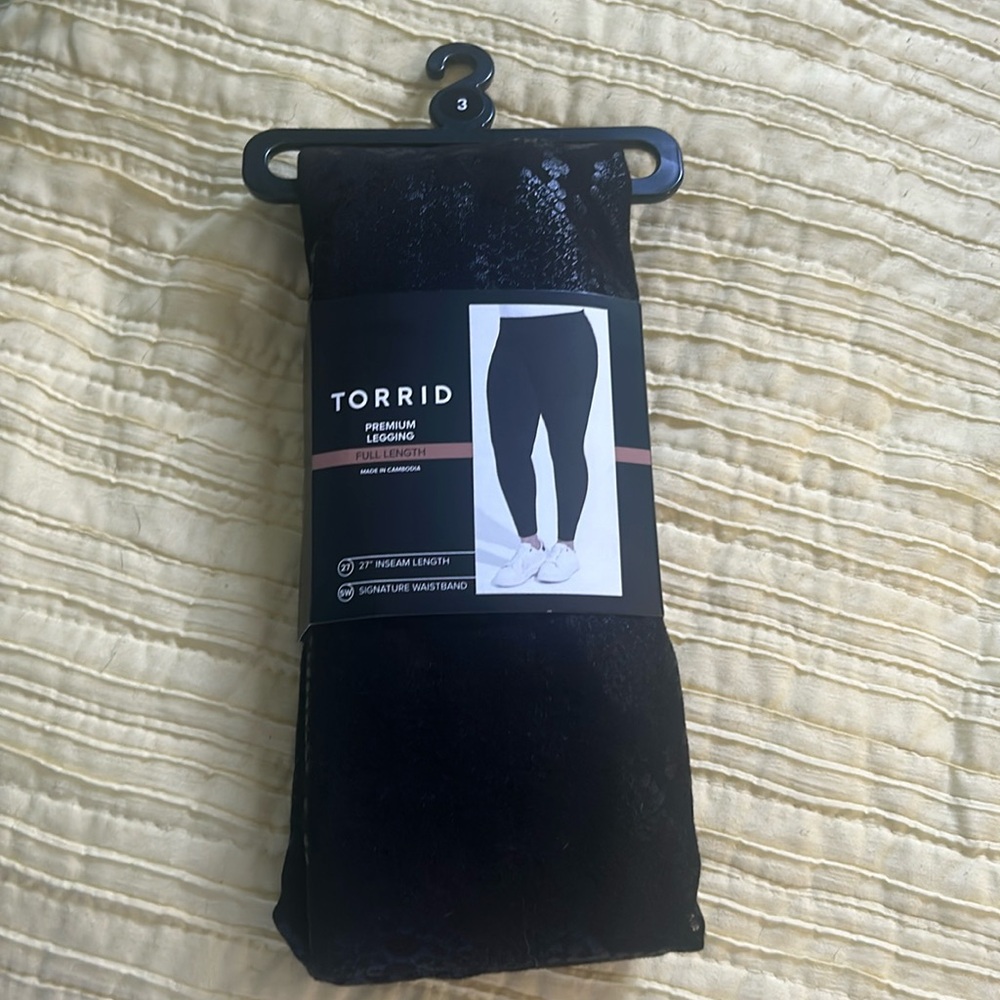 NWT torrid leggings